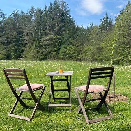 River & Forest Escape, Private Garden Near Ljubljana *