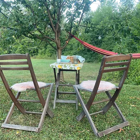 Alloggio in famiglia River & Forest Escape, Private Garden Near Ljubljana Preddvor